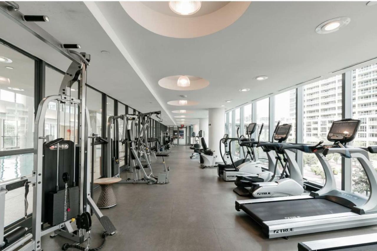 30 Off Lake View Property Heart Of Downtown Toronto Buitenkant foto